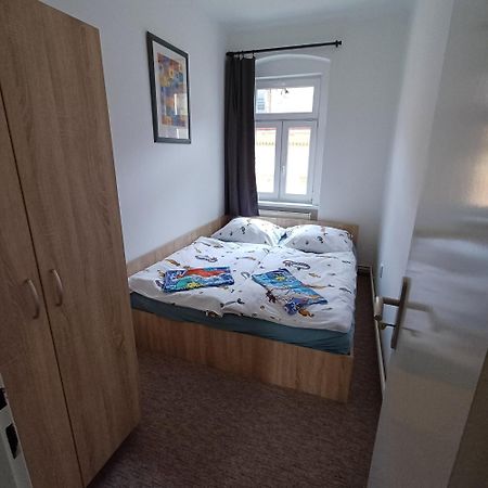 Ap 5 Alice Near Springs - 4 Rooms Карловы Вары Экстерьер фото
